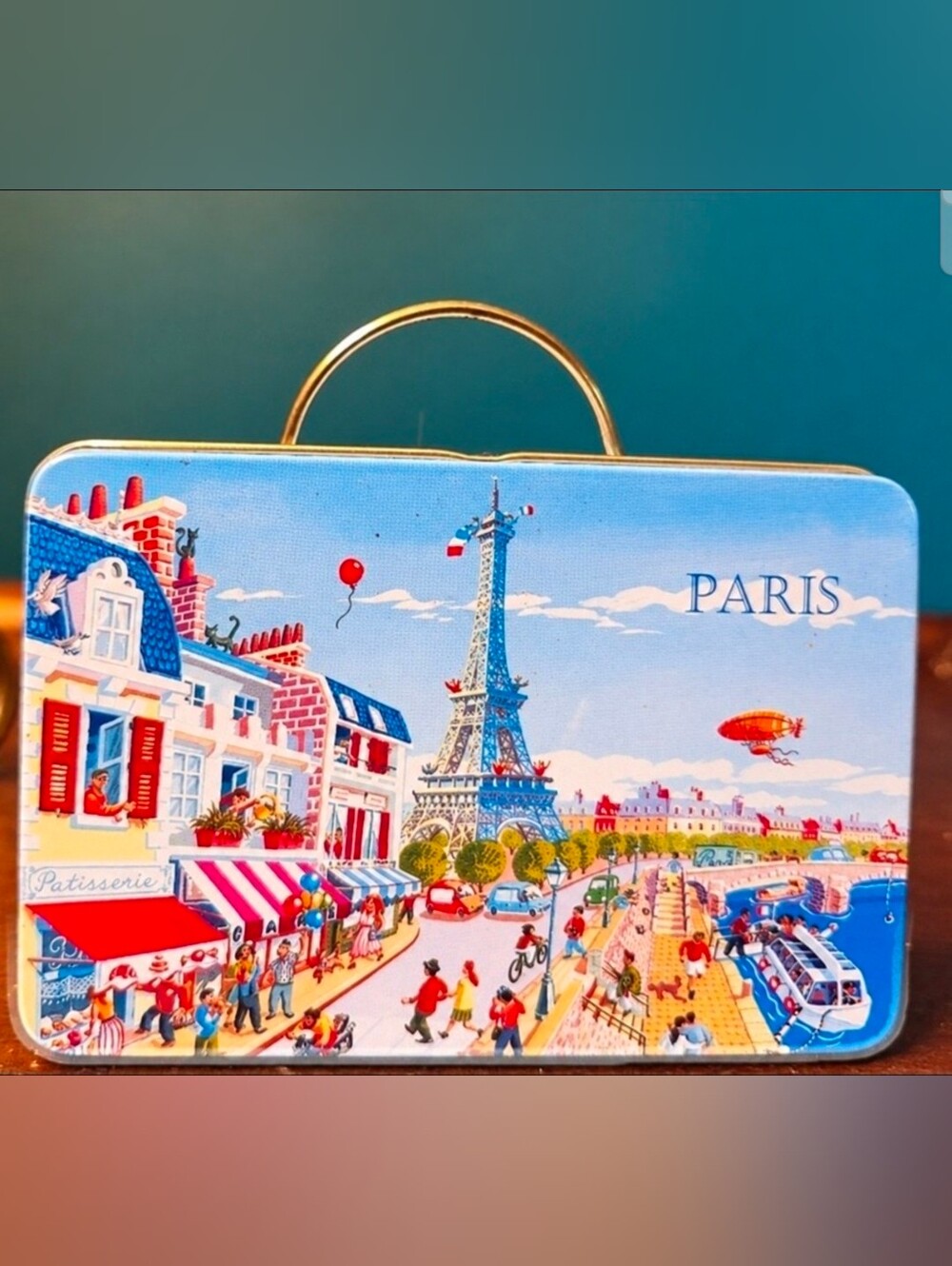 Paris France Eiffel Tower Scenic Metal Tin Box Souvenir Decorative Storage